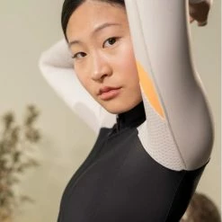 Maillot Manche Longue Gobik Pacer Blend Blazing Bone Femme 2023 -VÉLOS Soldes Magasin blazing 700x700 6