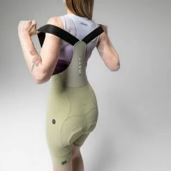 Cuissard Court Gobik Matt K9 Seed Green Femme 2023 -VÉLOS Soldes Magasin culotte corto mujer matt seed green caps dye gobik 7 700x700 3