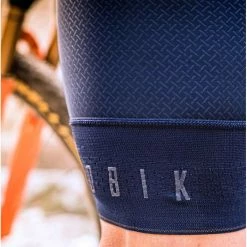 Cuissard Court Gobik Absolute 5.0 K9 Deep Blue Femme 2023 43 Cuissard Court Gobik Absolute 5.0 K9 Deep Blue Femme 2023 -VÉLOS Soldes Magasin gobik absolute 5.0 k9 deep blue femme 3 700x700 4