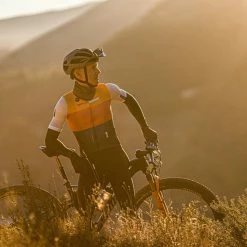 Maillot Manches Courtes Gobik Stark Nectar Homme -VÉLOS Soldes Magasin maillot hombre stark nectar gobik warm series22 3 700x700 3