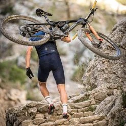 Maillot Manches Courtes Gobik Stark Ribbon Homme -VÉLOS Soldes Magasin maillot hombre stark ribbon gobik warm series22 3 700x700 5