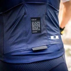 Maillot Manches Courtes Gobik Stark Ribbon Homme -VÉLOS Soldes Magasin maillot hombre stark ribbon gobik warm series22 6 700x700 8