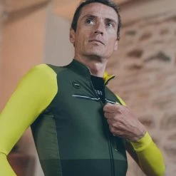 Maillot Manche Longue Gobik Pacer Pickle Unisex 53 Maillot Manche Longue Gobik Pacer Pickle Unisex -VÉLOS Soldes Magasin maillot pacer pickle cold season gobik 5 700x 700x700 2