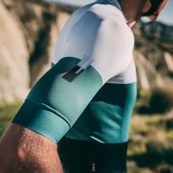 Maillot Manches Courtes Gobik Cx Pro Fern Unisex -VÉLOS Soldes Magasin maillot unisex cxpro fern gobik warm series22 5 700x700 3