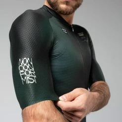 Maillot Manche Courte Gobik Infinity Emeraude Unisex 2023 68 Maillot Manche Courte Gobik Infinity Emeraude Unisex 2023 -VÉLOS Soldes Magasin maillot unisex mc infinity emerald caps unity gobik 4 700x700 2