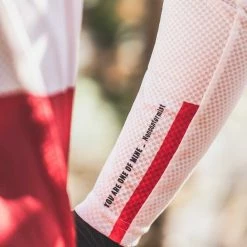 T-Shirt Manches Longues Gobik Terrain Whistler Homme -VÉLOS Soldes Magasin shirt man freeride terrian whistler gobik warm series22 9 700x700 2