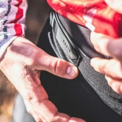 Short Gobik Ranger Unisex Noir 68 Short Gobik Ranger Unisex Noir -VÉLOS Soldes Magasin shorts man freeride ranger black gobik warm series22 6 700x700 3