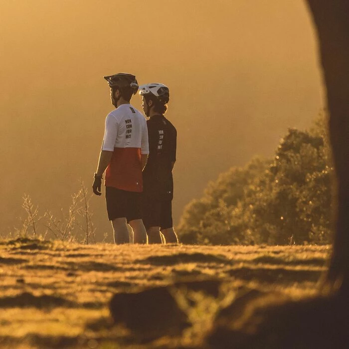 T-Shirt Manches Courtes Gobik Terrain Whistler Homme 18 T-Shirt Manches Courtes Gobik Terrain Whistler Homme – Image 18