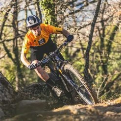 Maillot Gobik Manche Courte Volt Molehill Homme -VÉLOS Soldes Magasin t shirt man freeride volt molehill gobik warm series22 4 700x700 3