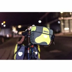 Sacoche De Guidon Ortlieb Ultimate Six M High Visibility 7L 8 Sacoche De Guidon Ortlieb Ultimate Six M High Visibility 7L -VÉLOS Soldes Magasin ultimate six m high visibility 4 700x700 1